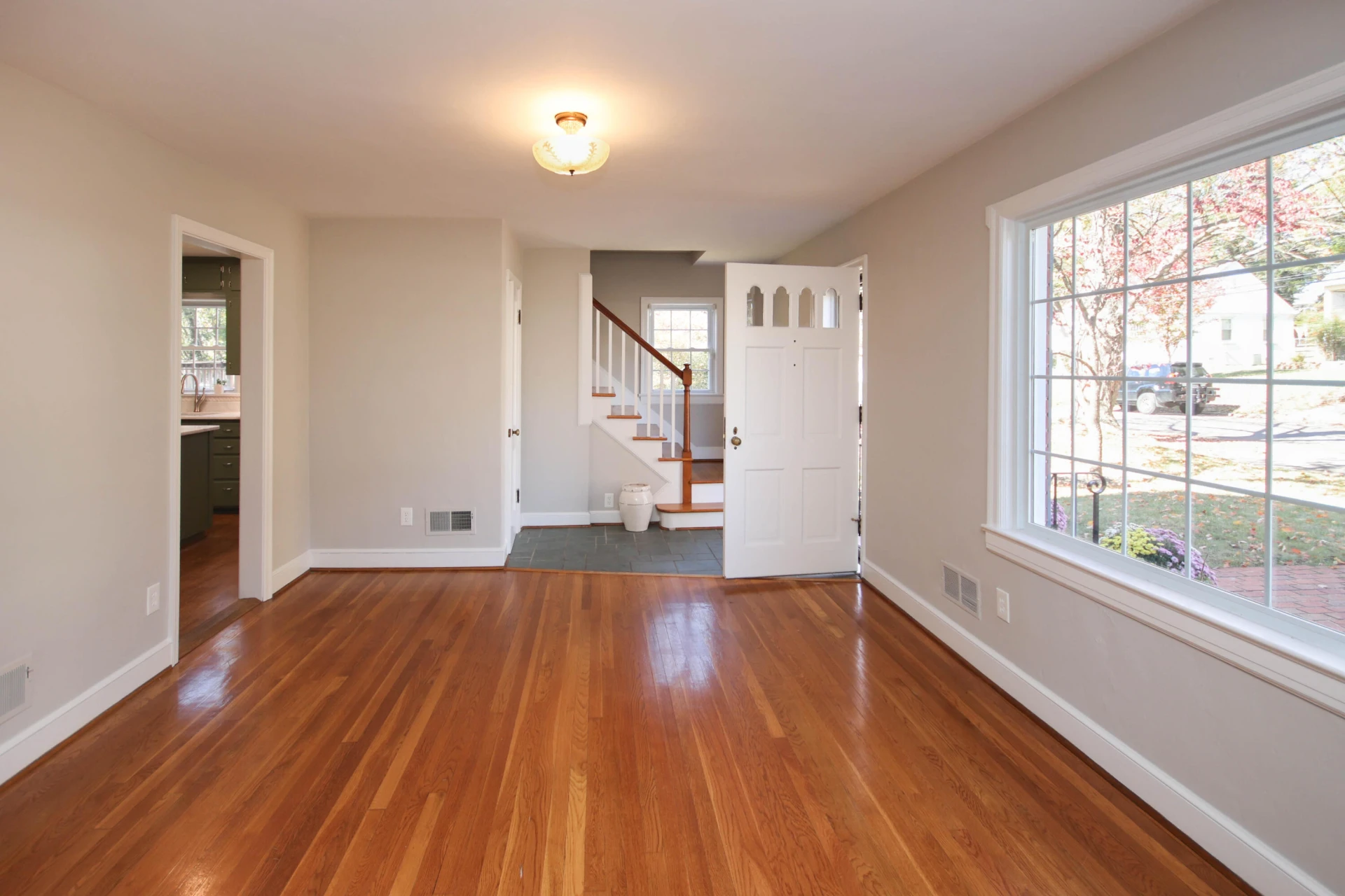 2630 Fairway DR - Photo 6