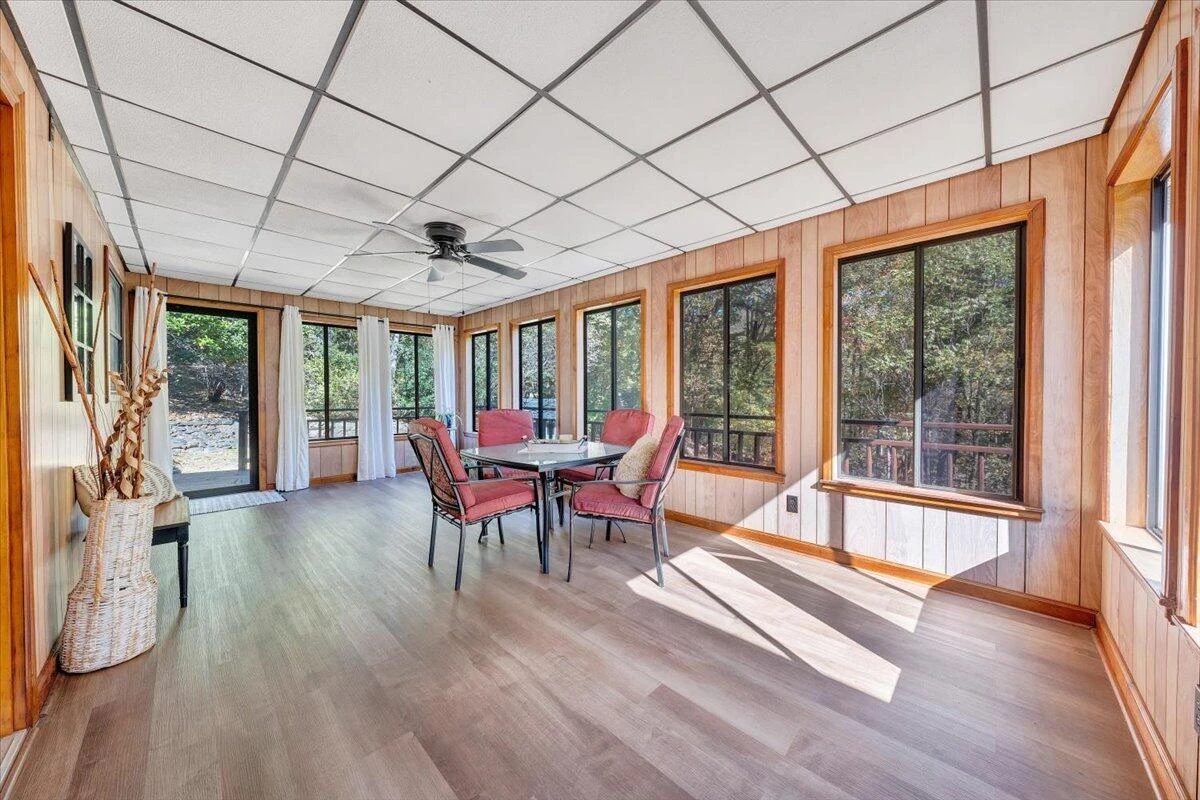 123 Oakwood RD - Photo 21