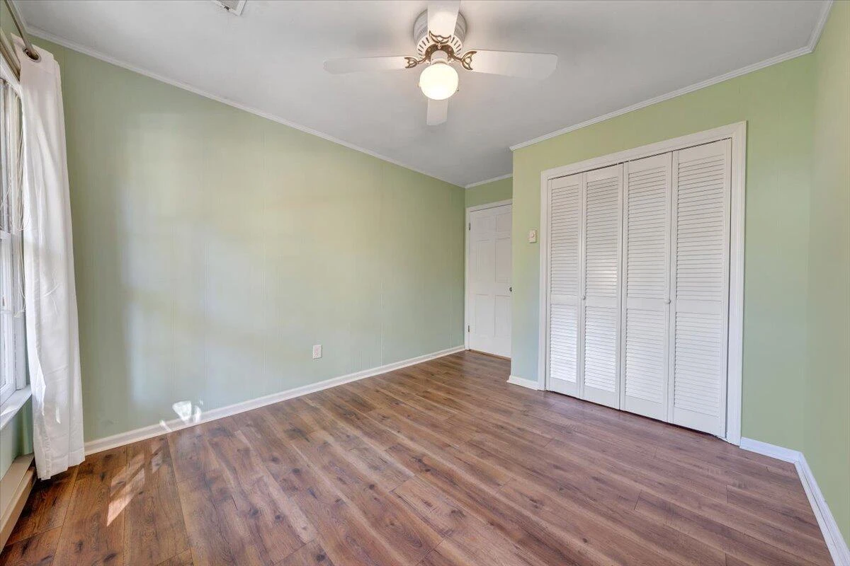 123 Oakwood RD - Photo 26