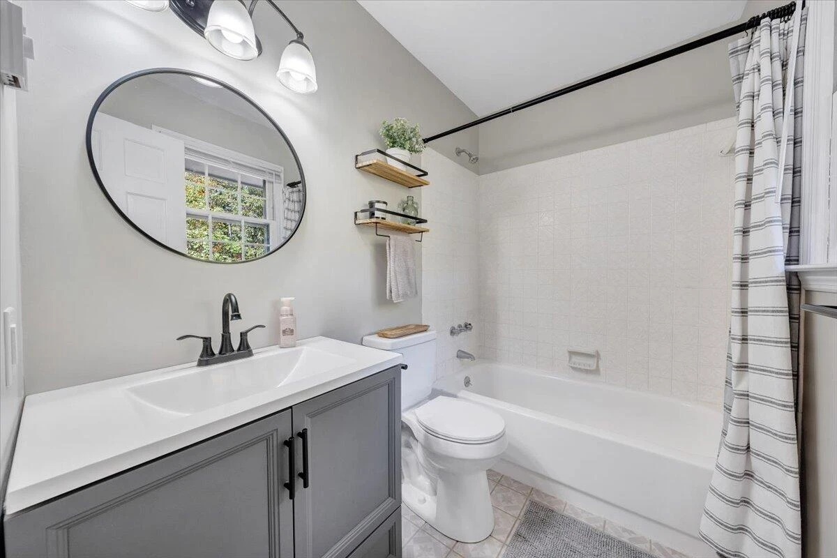 123 Oakwood RD - Photo 31