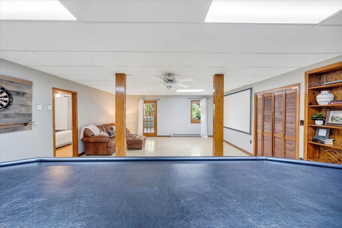 123 Oakwood RD - Photo 33