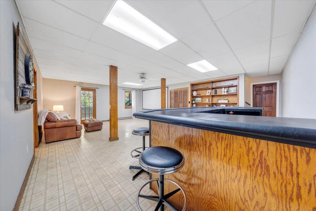 123 Oakwood RD - Photo 34