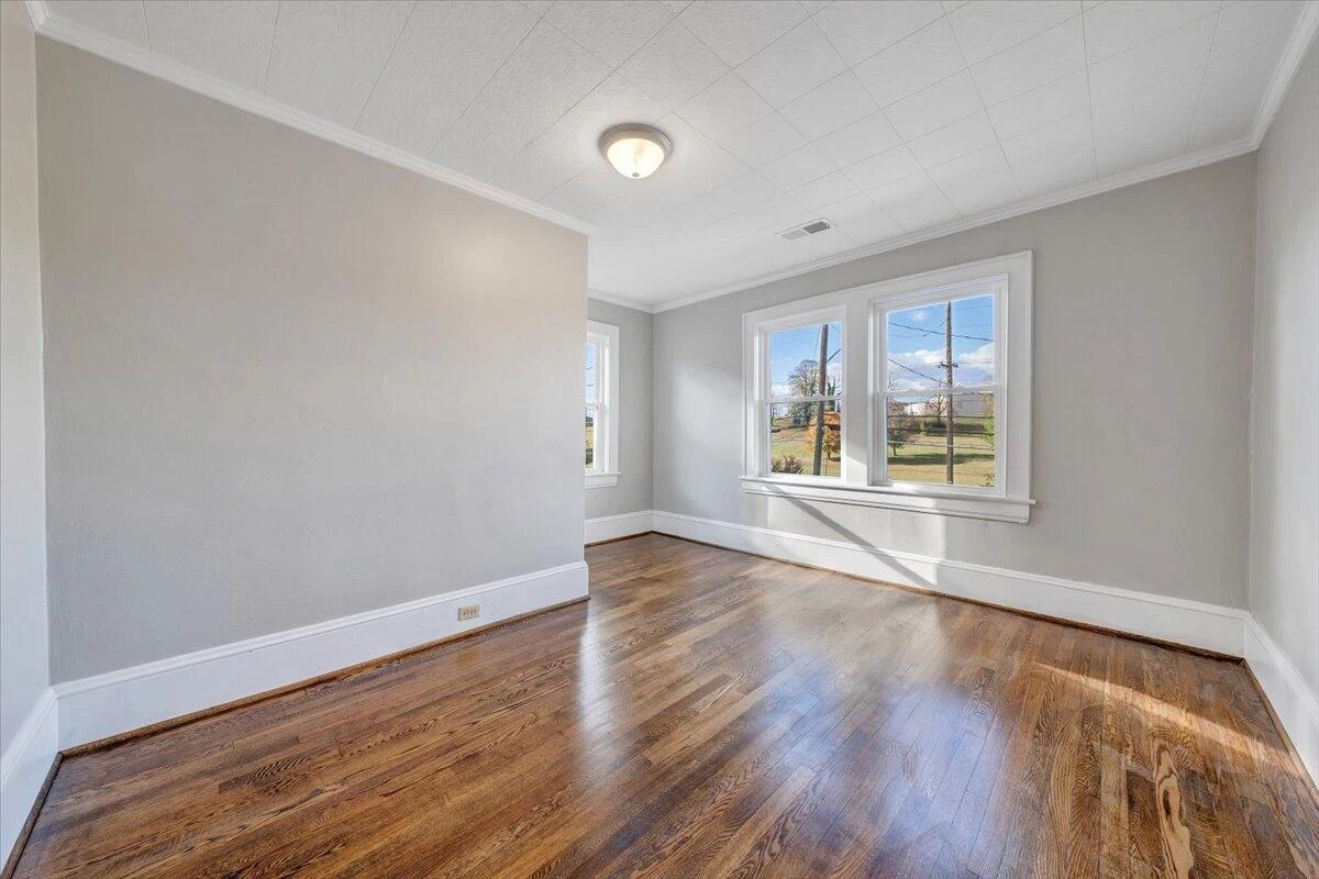 2027 Dale AVE - Photo 15