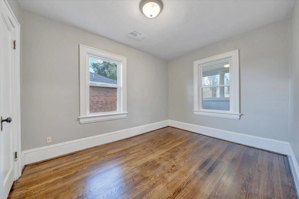 2027 Dale AVE - Photo 18
