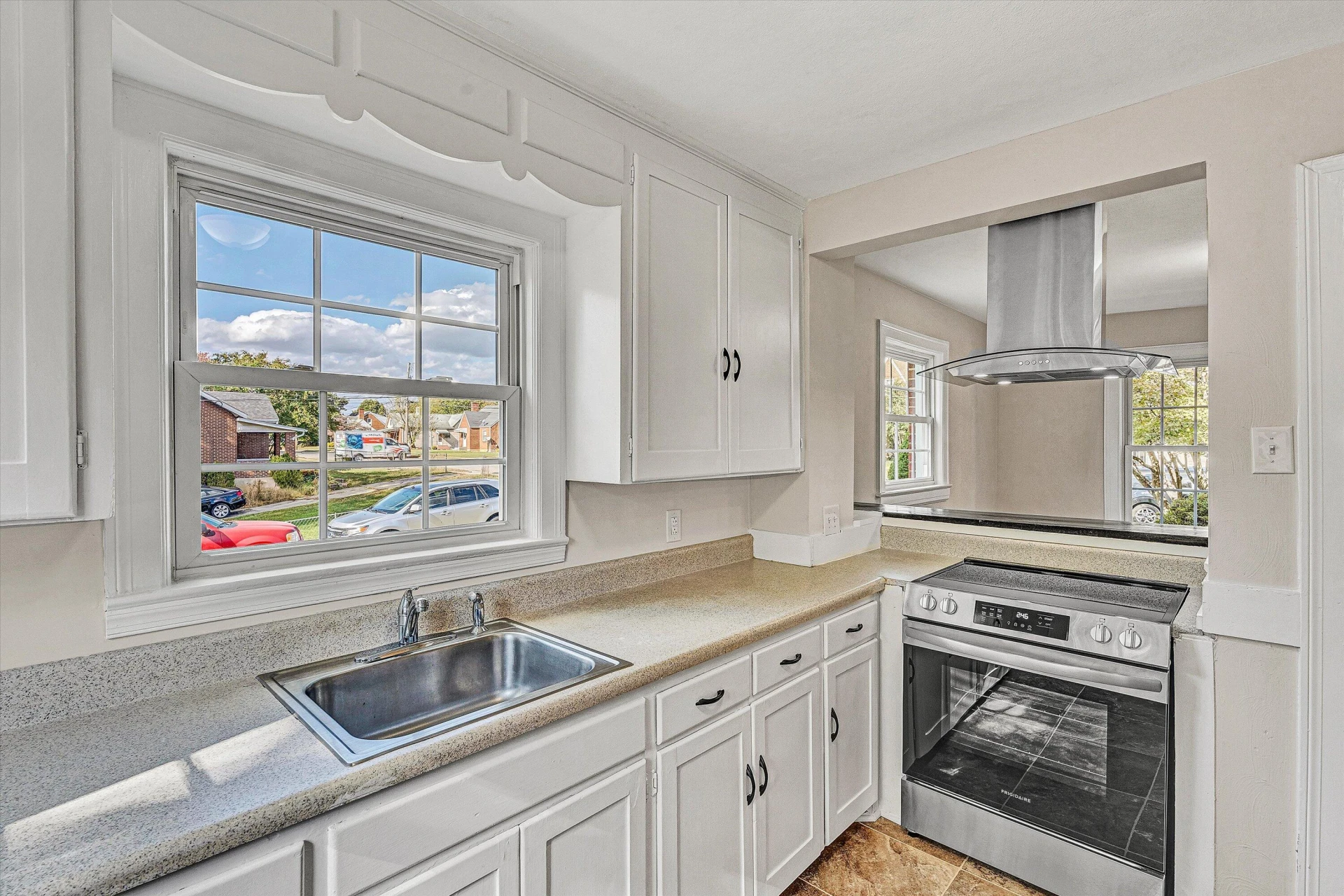 3144 Roundhill AVE - Photo 15