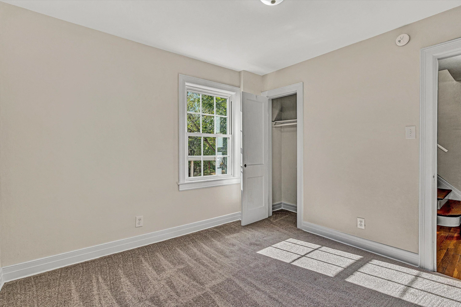 3144 Roundhill AVE - Photo 21