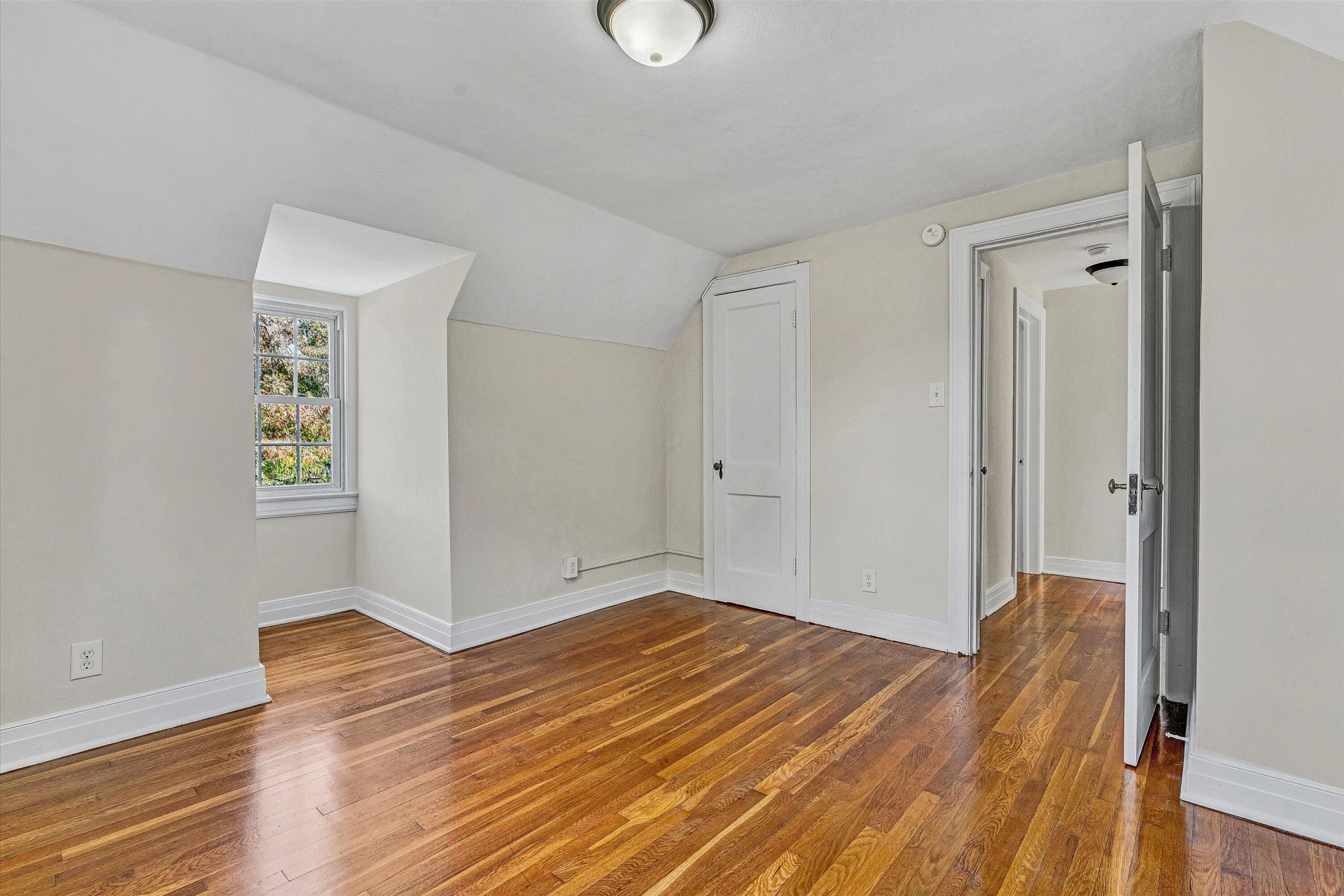 3144 Roundhill AVE - Photo 28