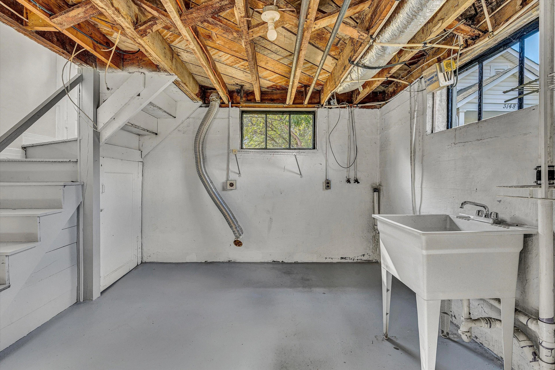 3144 Roundhill AVE - Photo 30