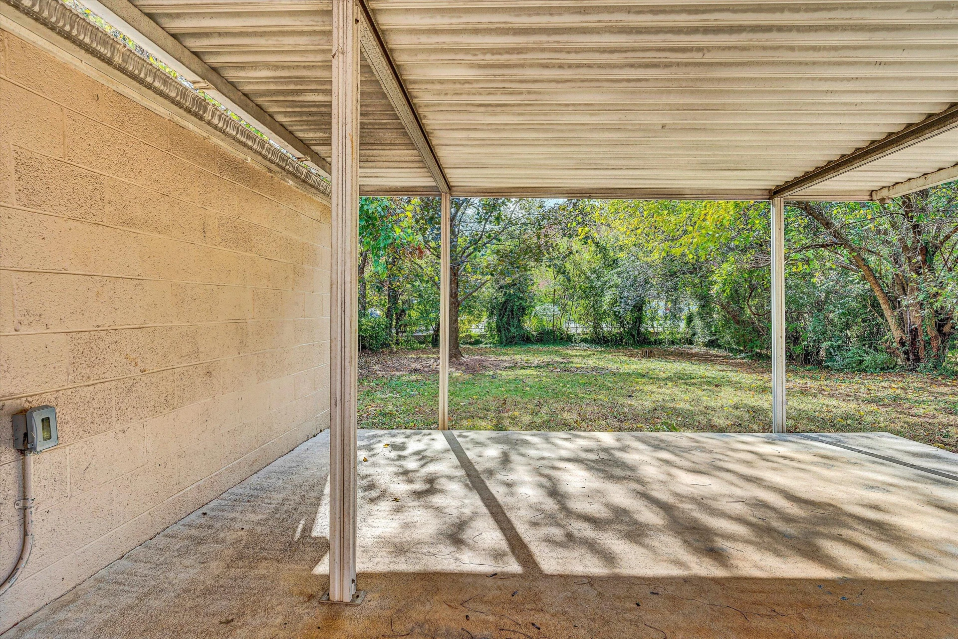 3144 Roundhill AVE - Photo 35