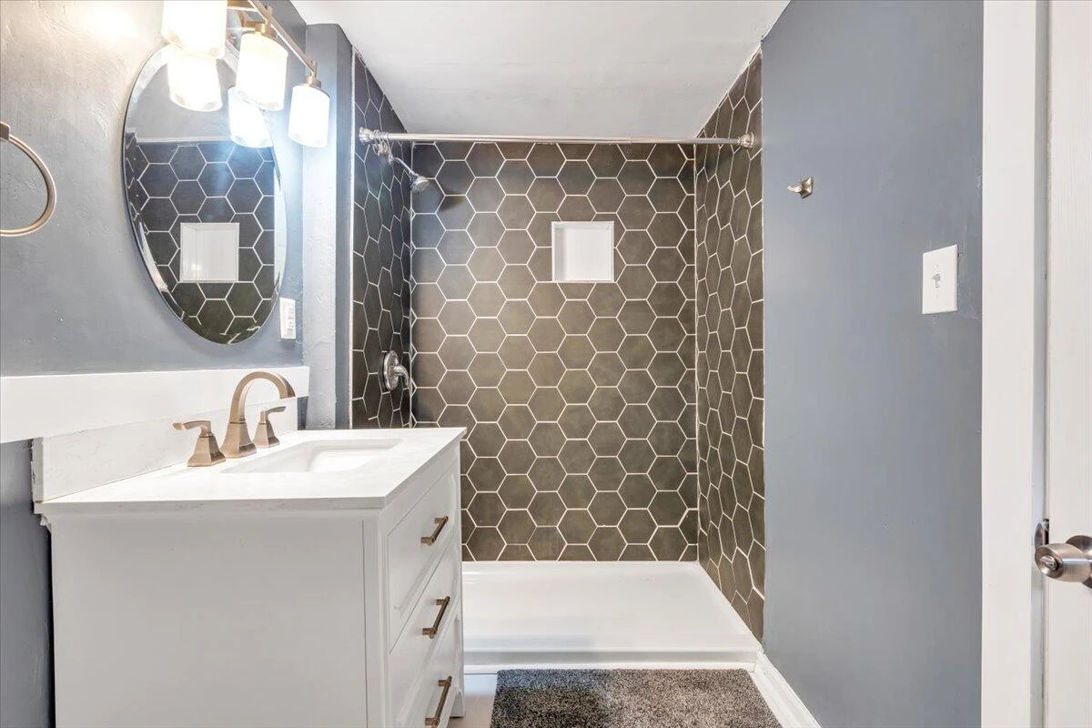 1712 Main ST - Photo 29