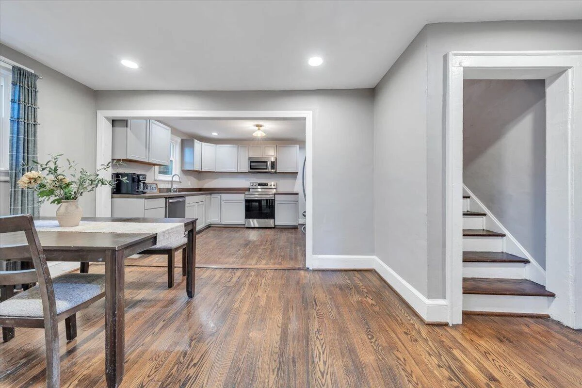 1712 Main ST - Photo 11