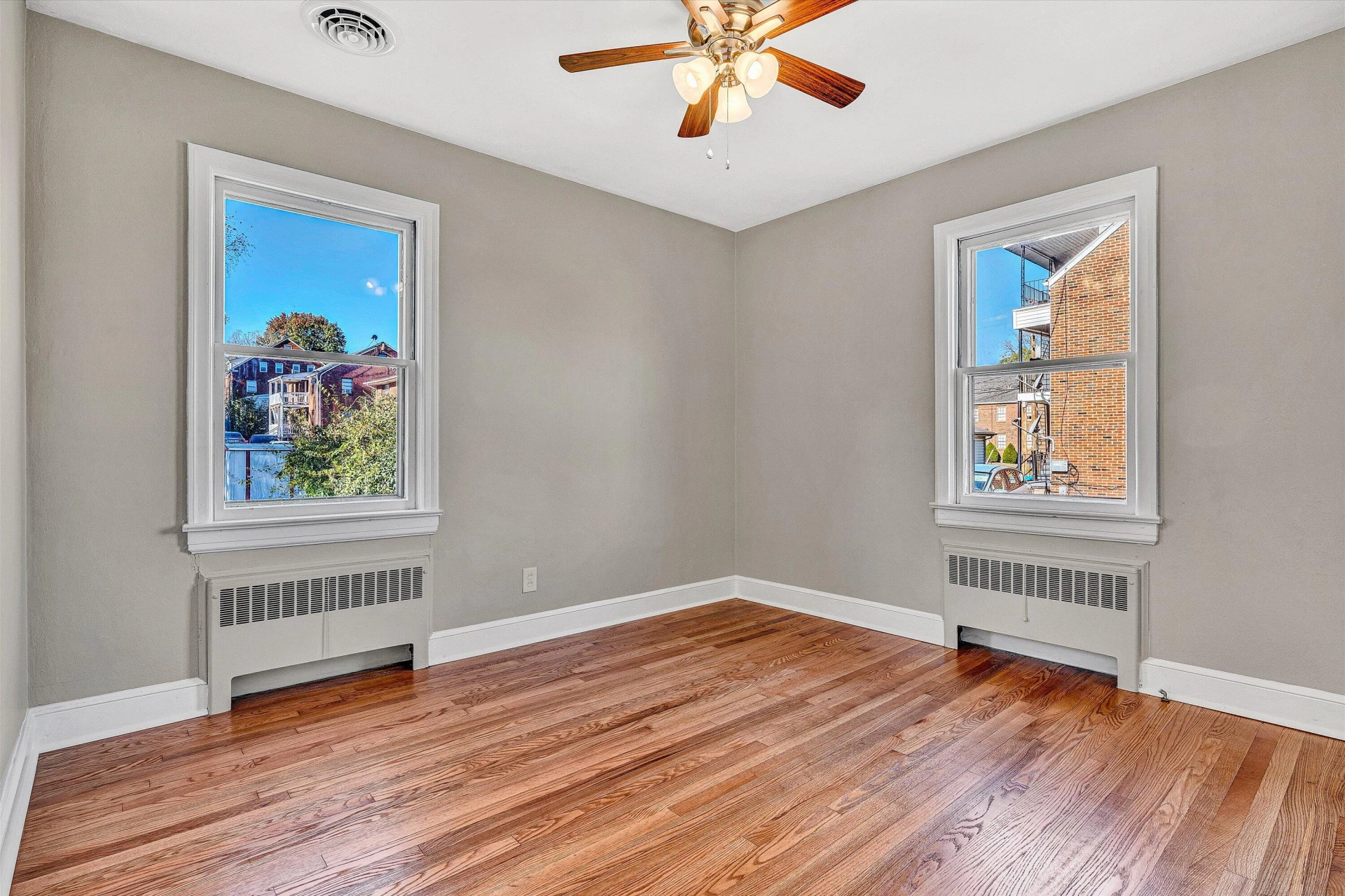 3816 Sunrise AVE - Photo 18