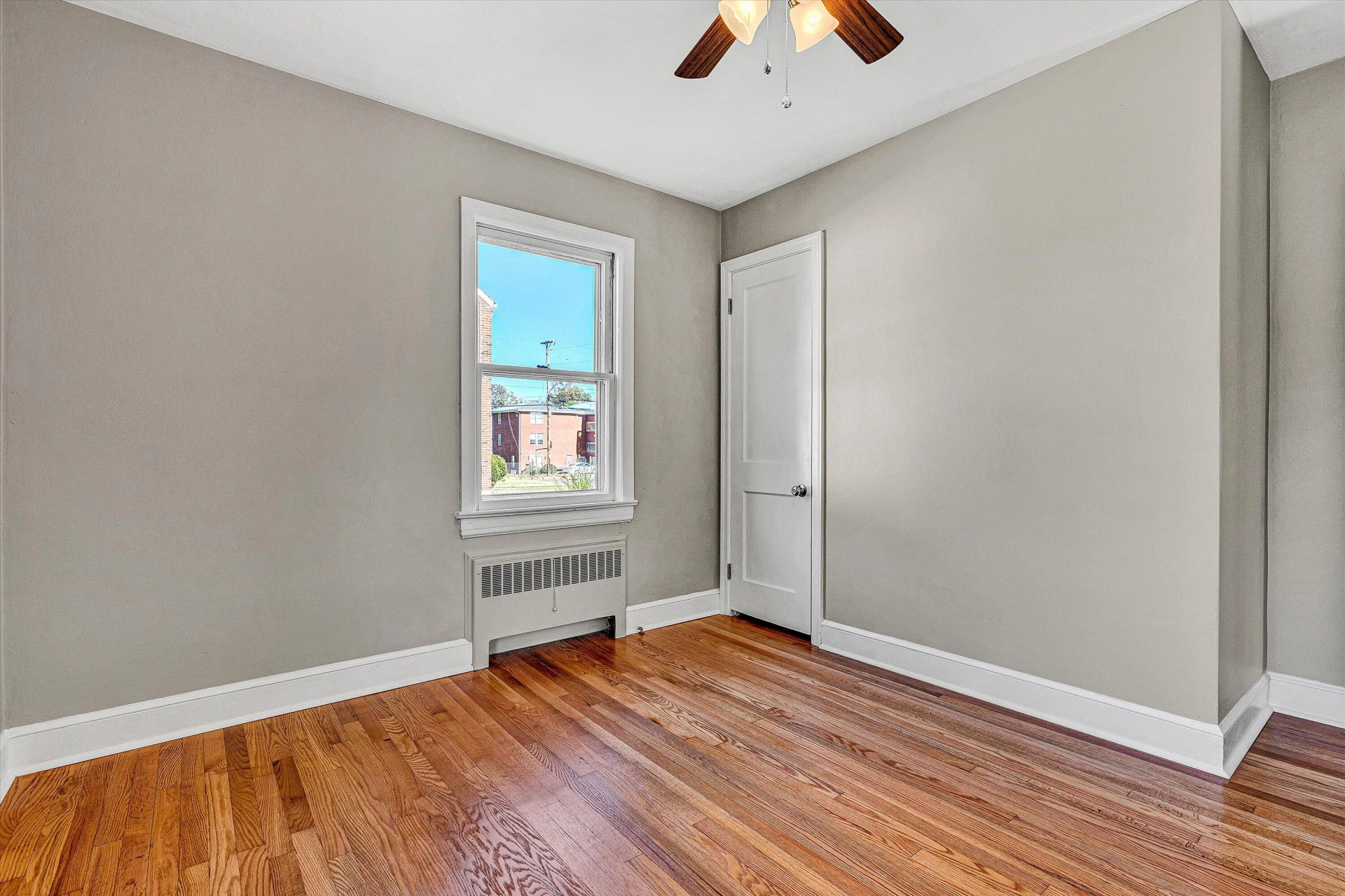 3816 Sunrise AVE - Photo 19