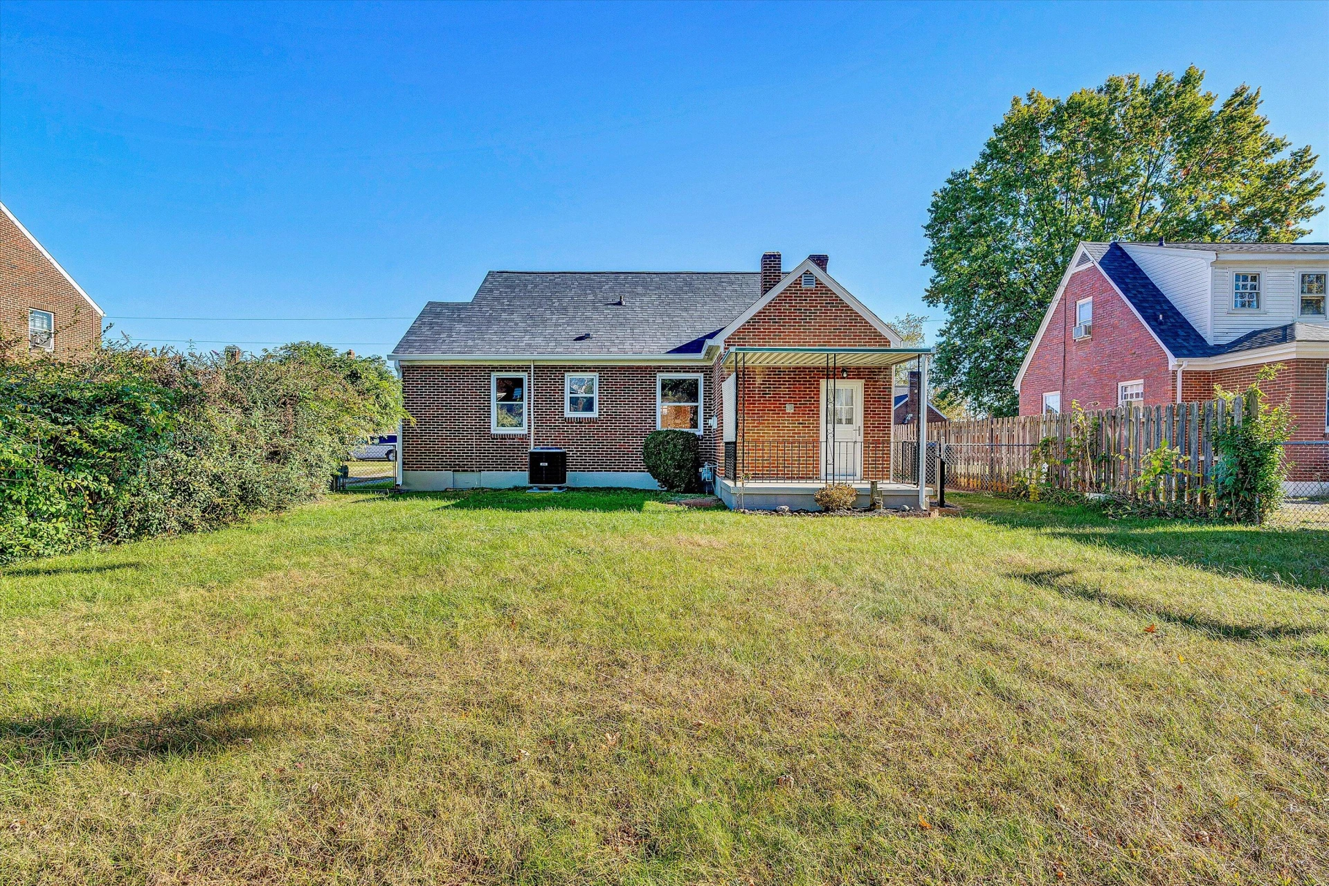 3816 Sunrise AVE - Photo 23