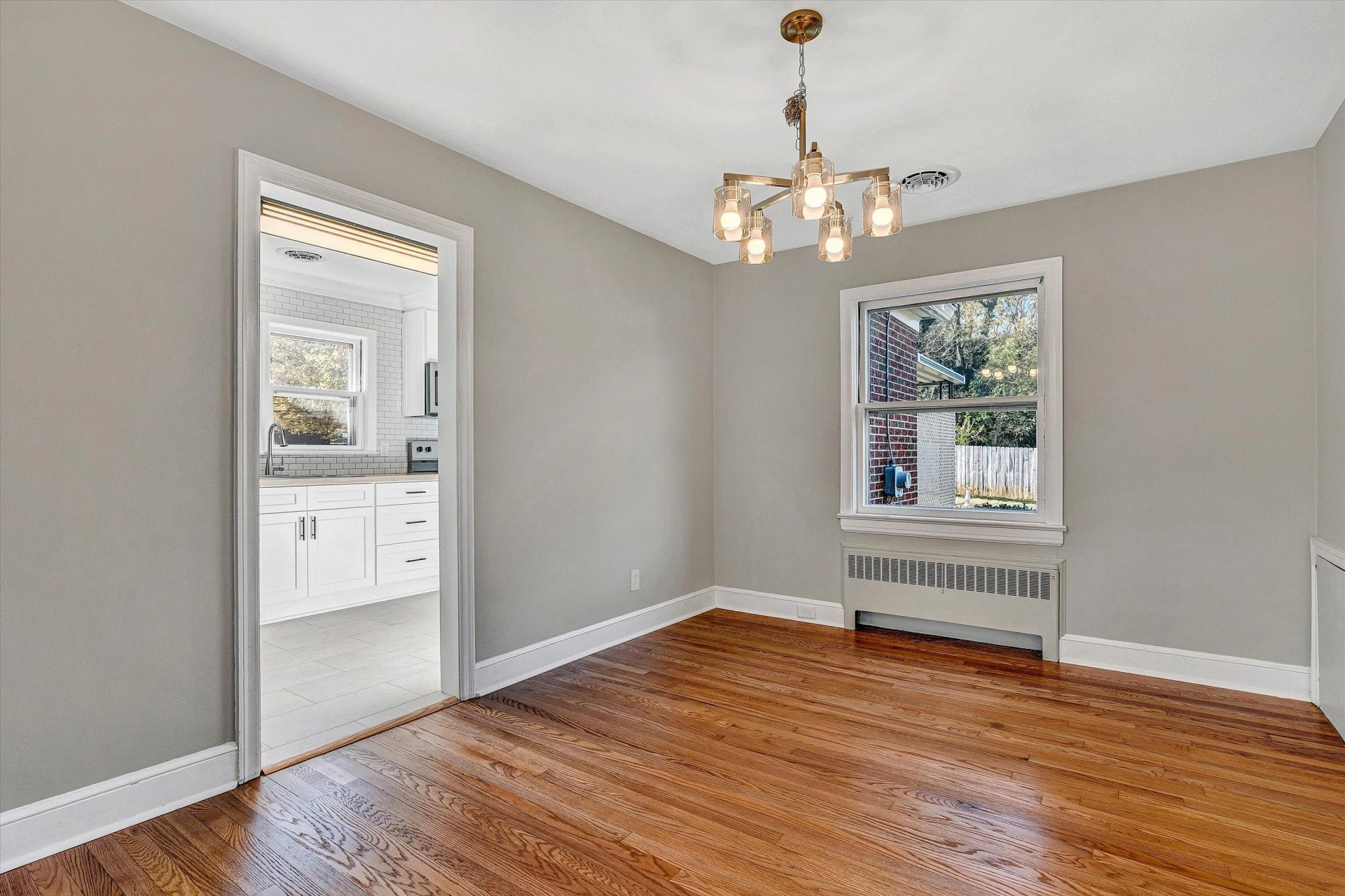 3816 Sunrise AVE - Photo 6
