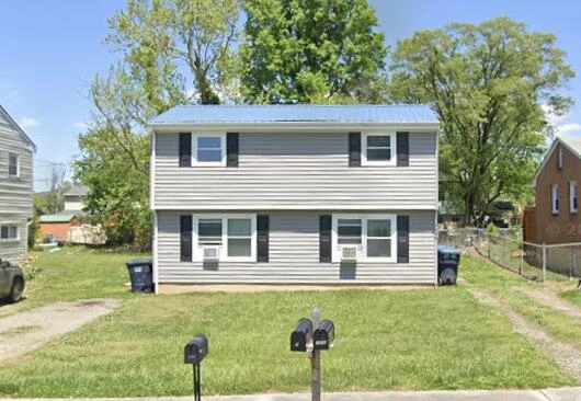 1528 Riverdale RD