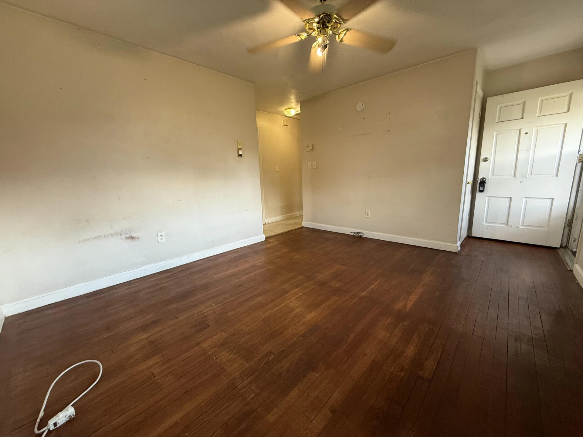 1415 Fresno ST - Photo 5