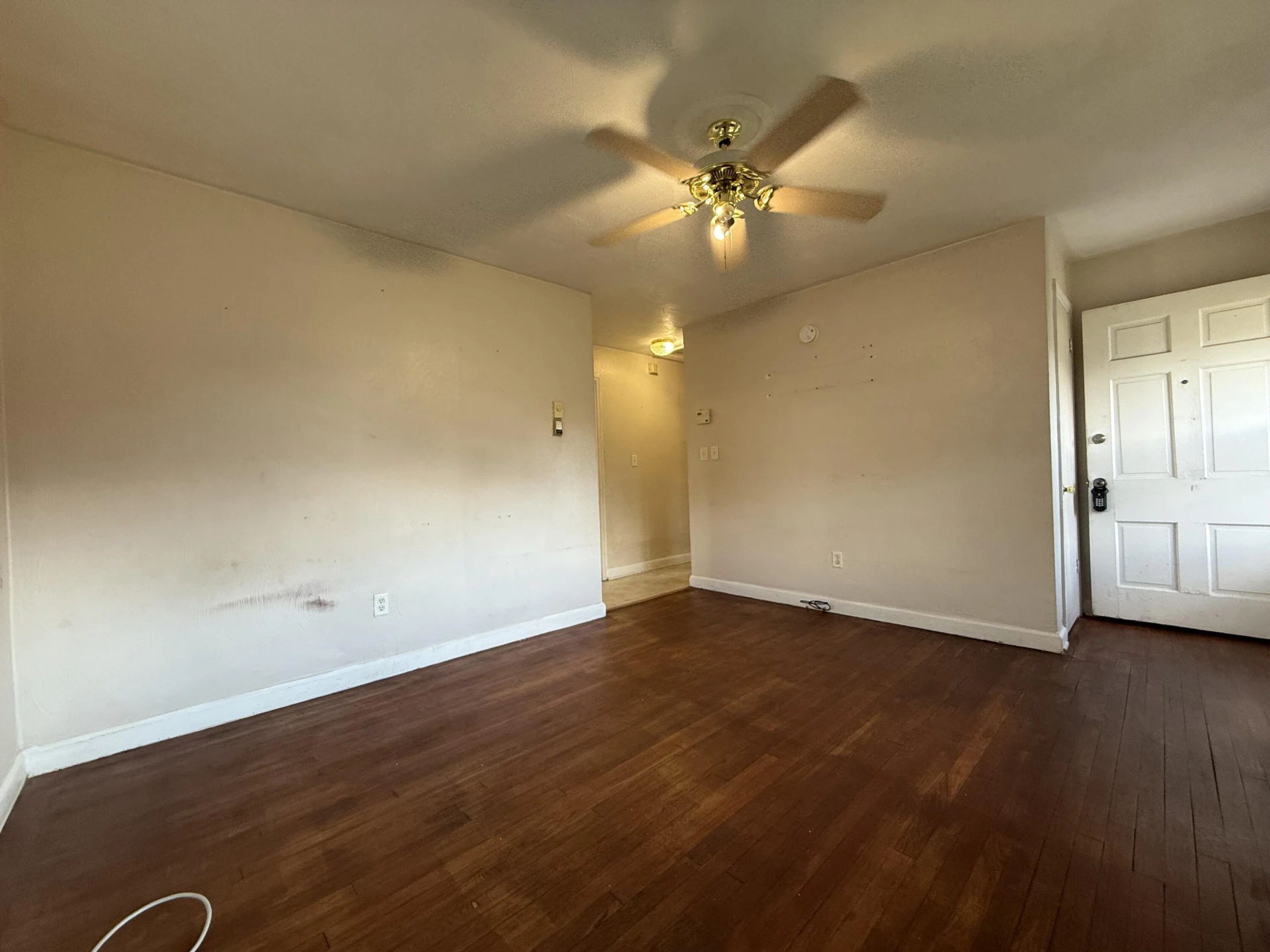 1415 Fresno ST - Photo 6