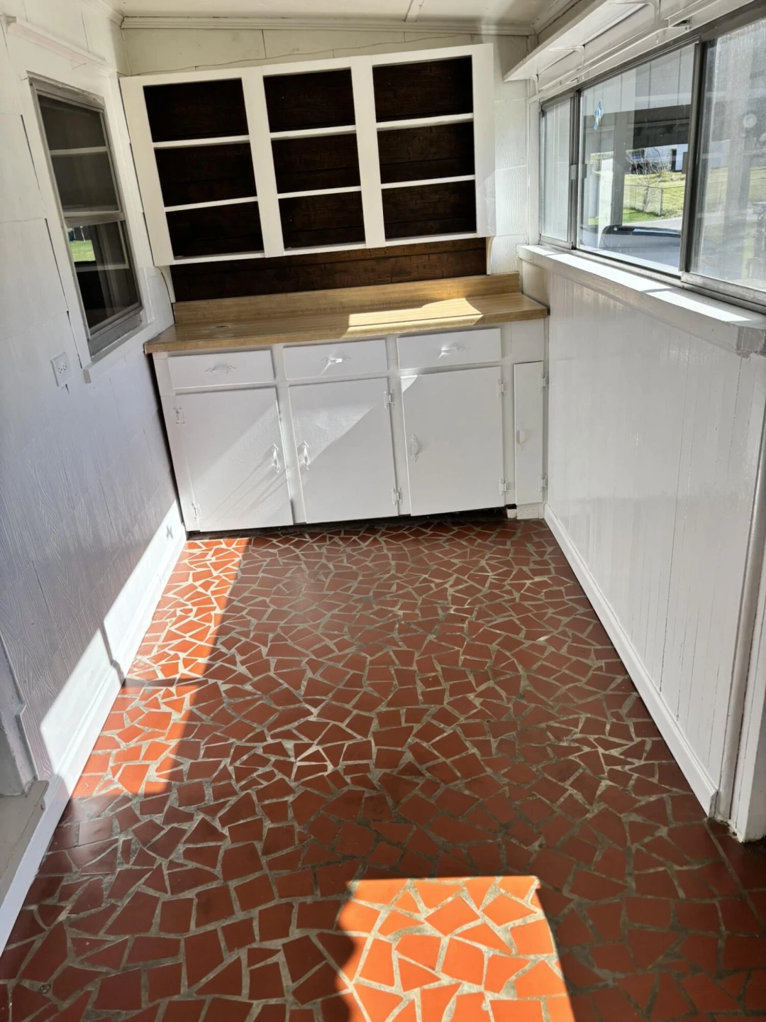 1147 Tipton AVE - Photo 4