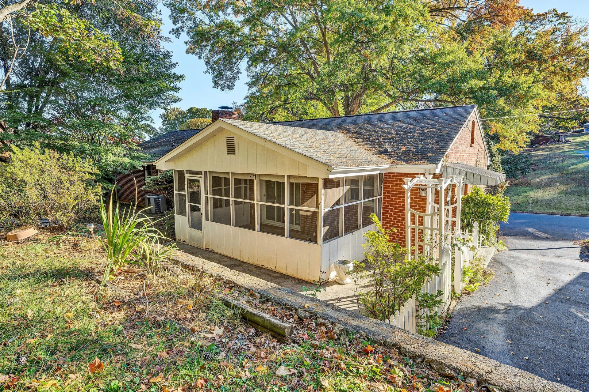 4566 Oakland BLVD - Photo 47
