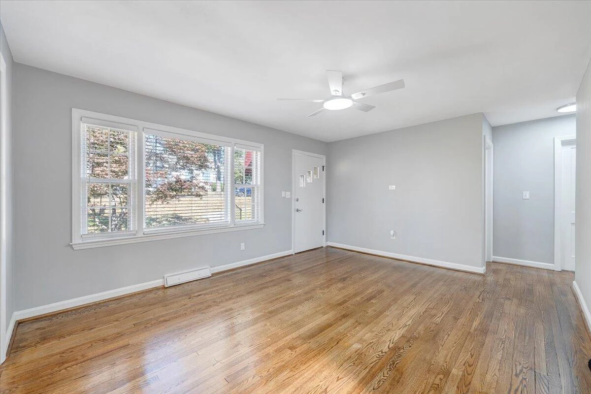 2775 Derwent DR - Photo 17