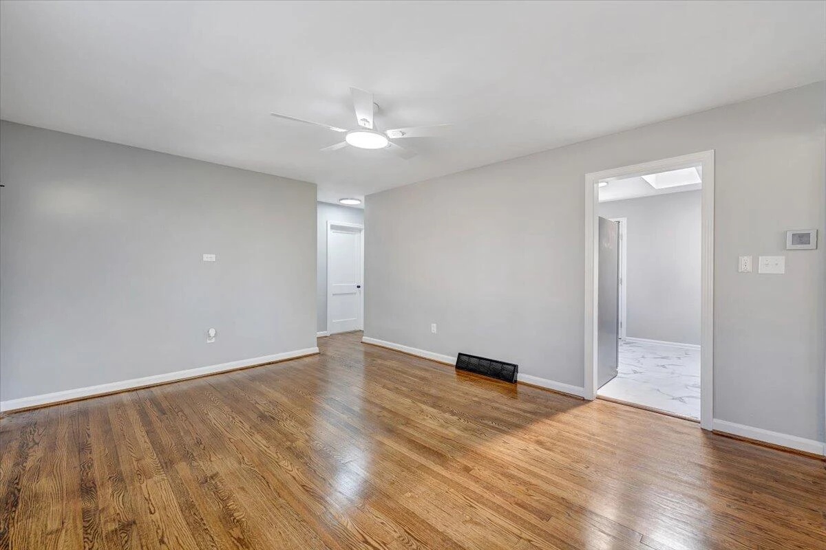 2775 Derwent DR - Photo 18