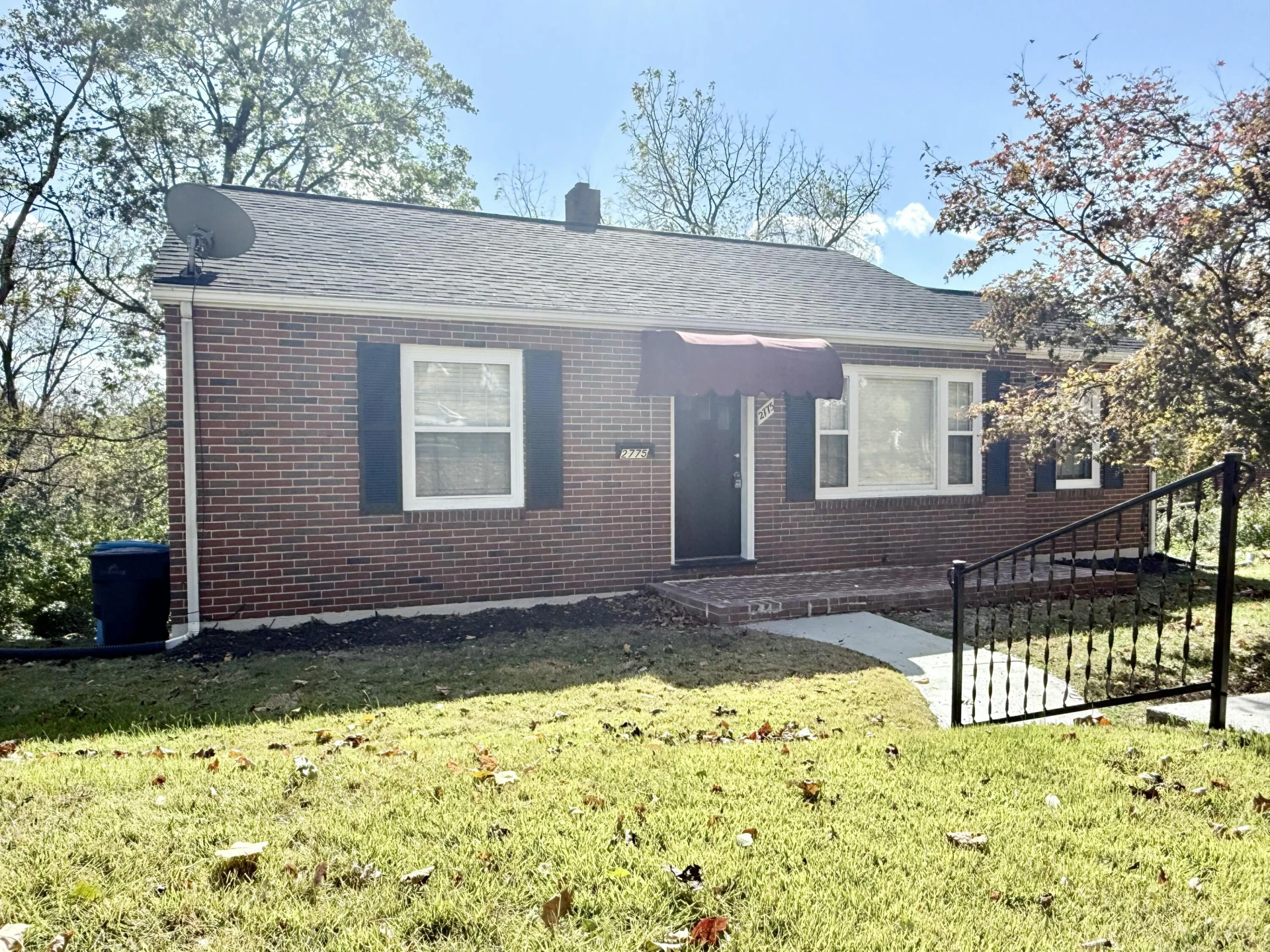 2775 Derwent DR - Photo 2