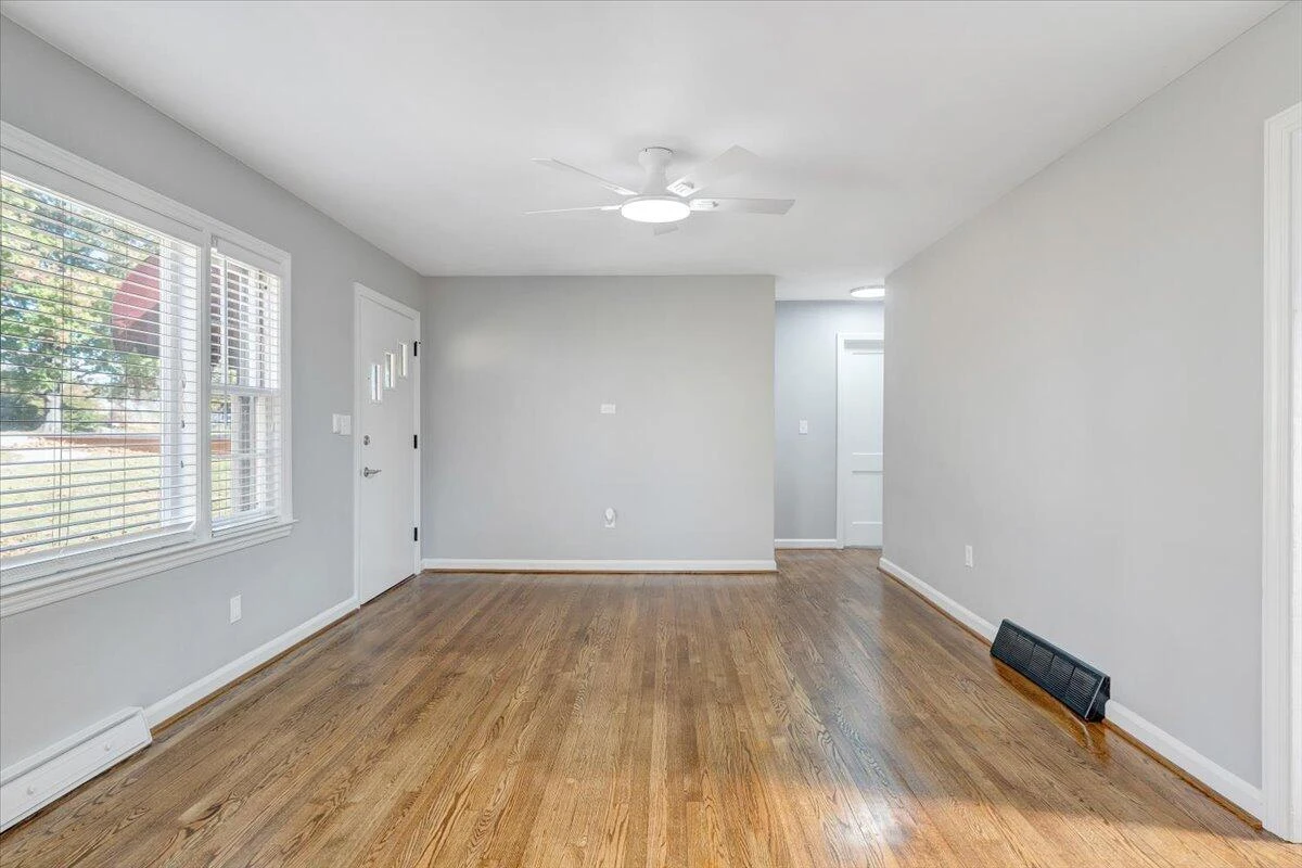 2775 Derwent DR - Photo 22