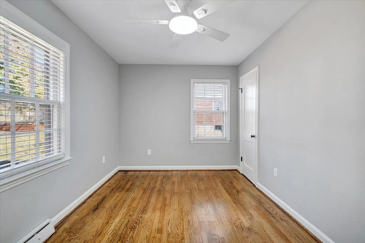 2775 Derwent DR - Photo 27