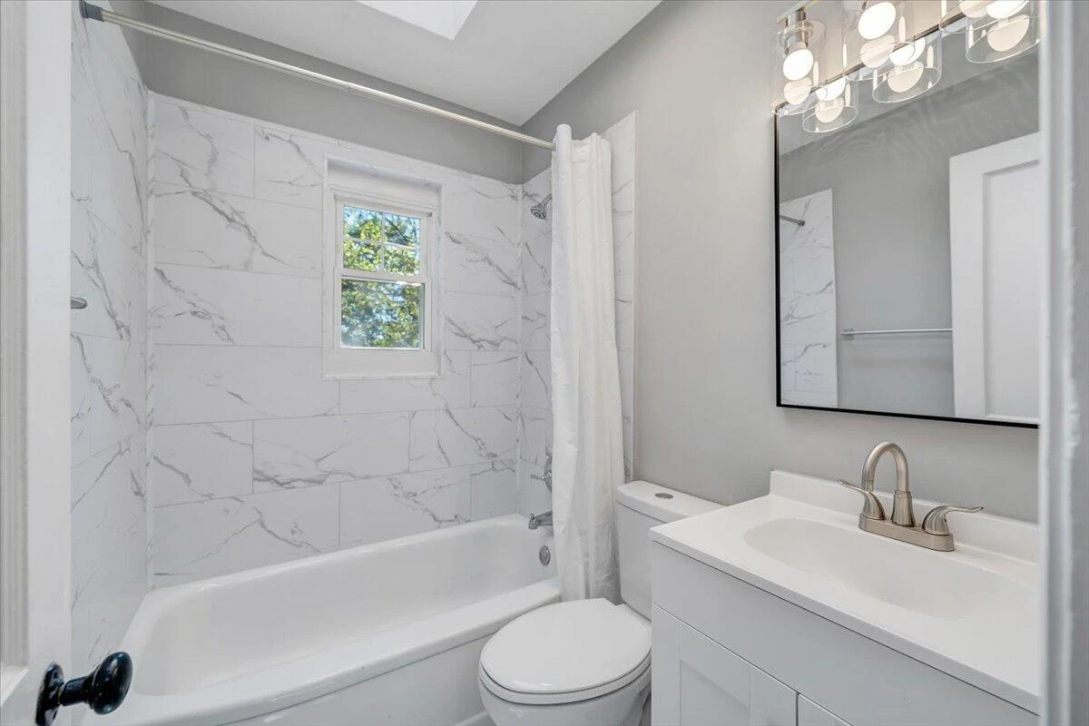 2775 Derwent DR - Photo 31