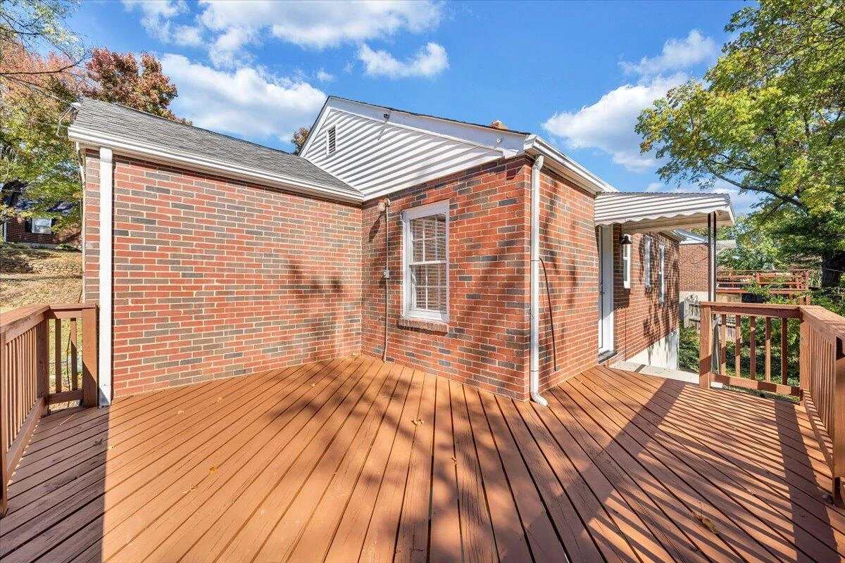 2775 Derwent DR - Photo 41