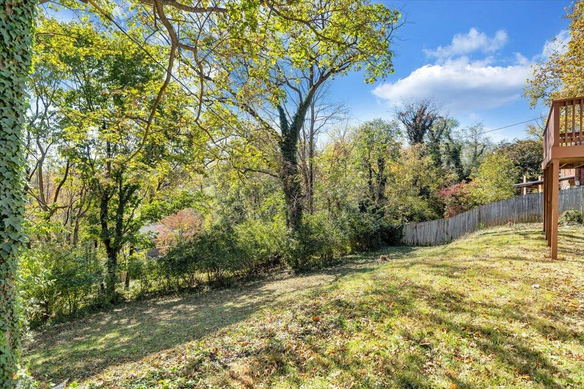 2775 Derwent DR - Photo 43