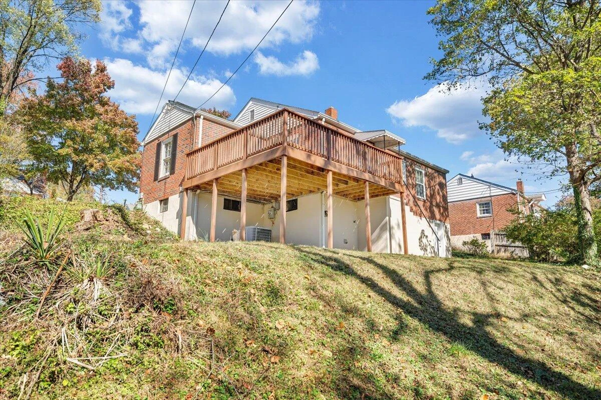 2775 Derwent DR - Photo 46