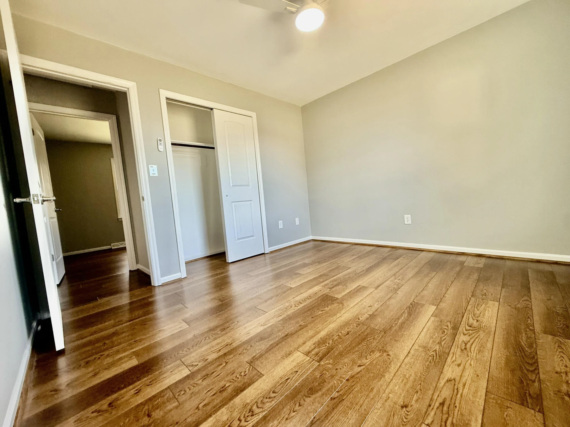 4720 Pennsylvania AVE - Photo 12