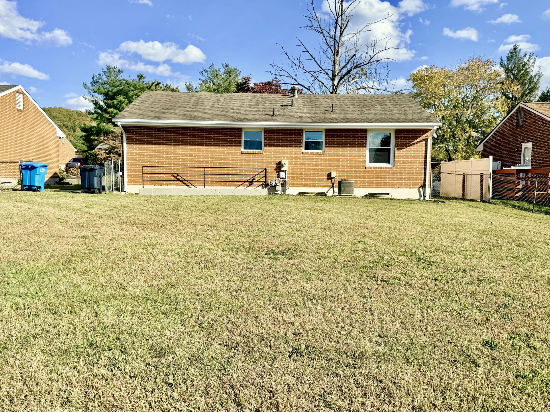 4720 Pennsylvania AVE - Photo 16