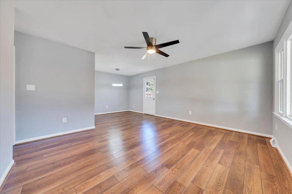 4720 Pennsylvania AVE - Photo 18