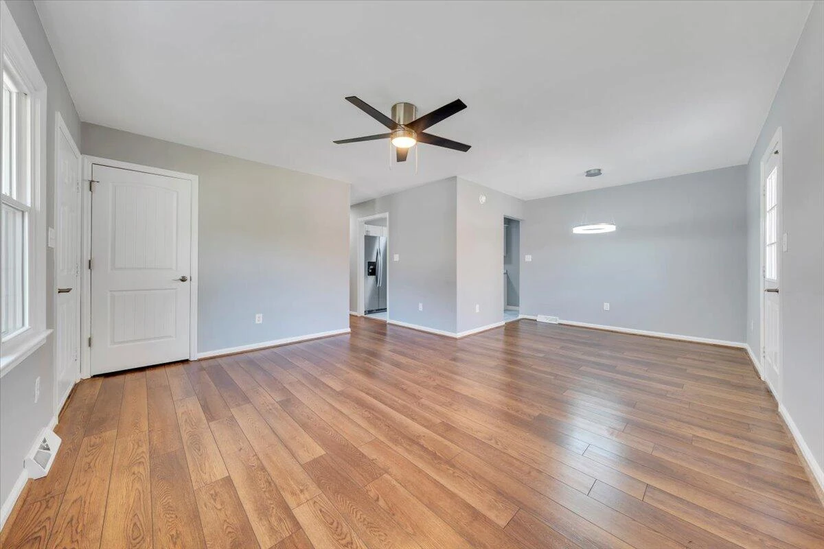 4720 Pennsylvania AVE - Photo 19