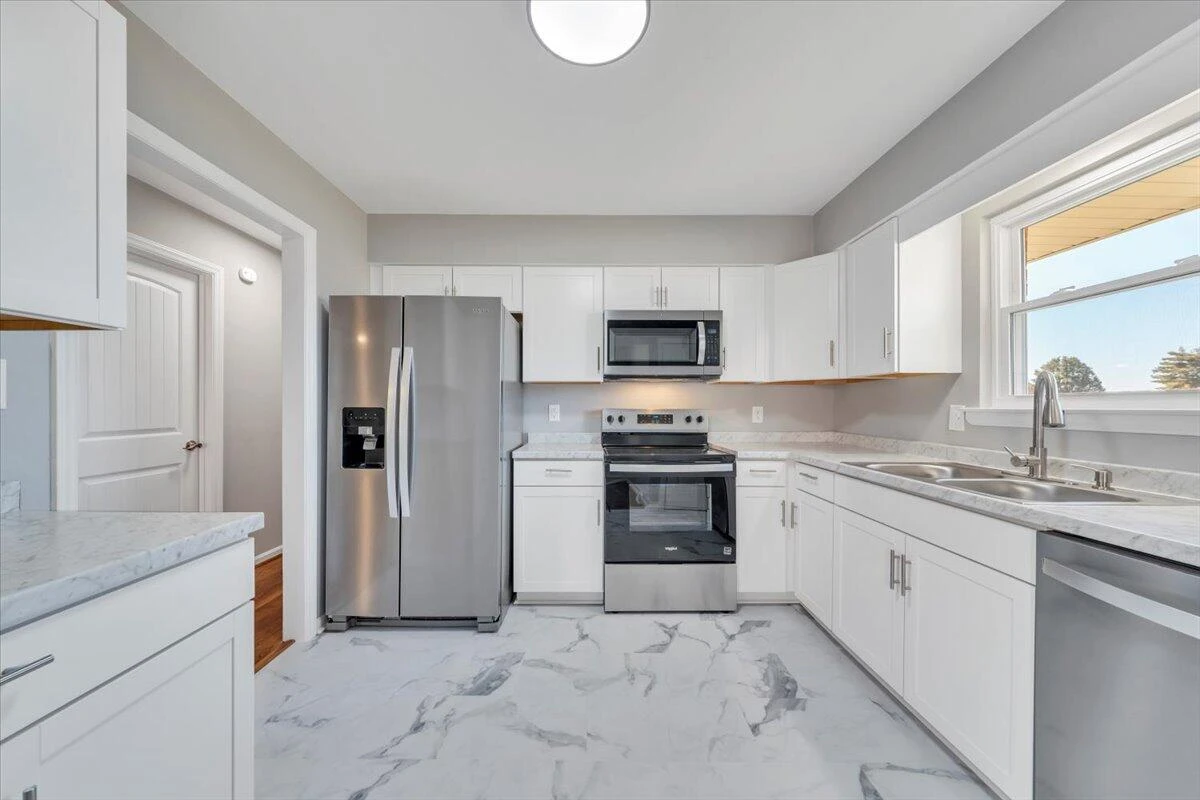 4720 Pennsylvania AVE - Photo 26