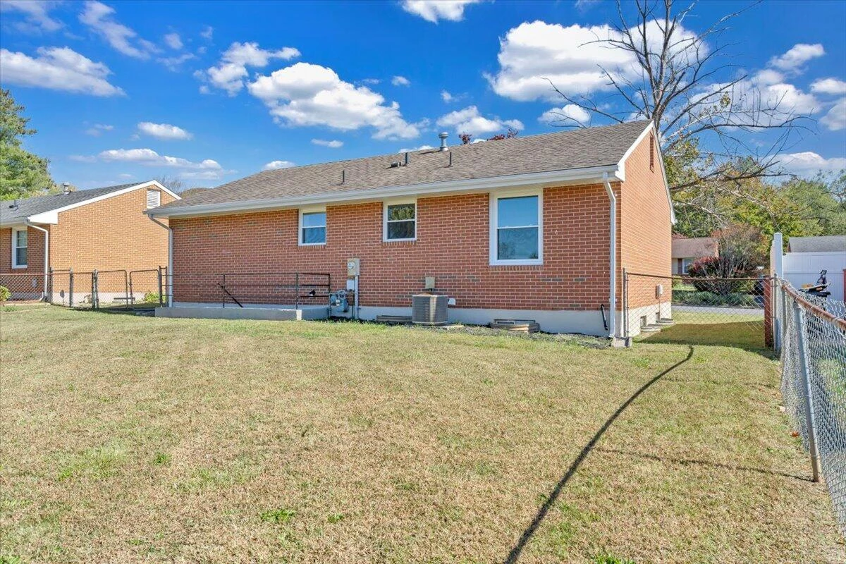 4720 Pennsylvania AVE - Photo 42