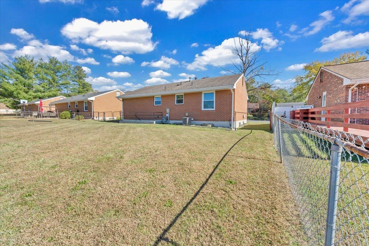 4720 Pennsylvania AVE - Photo 43