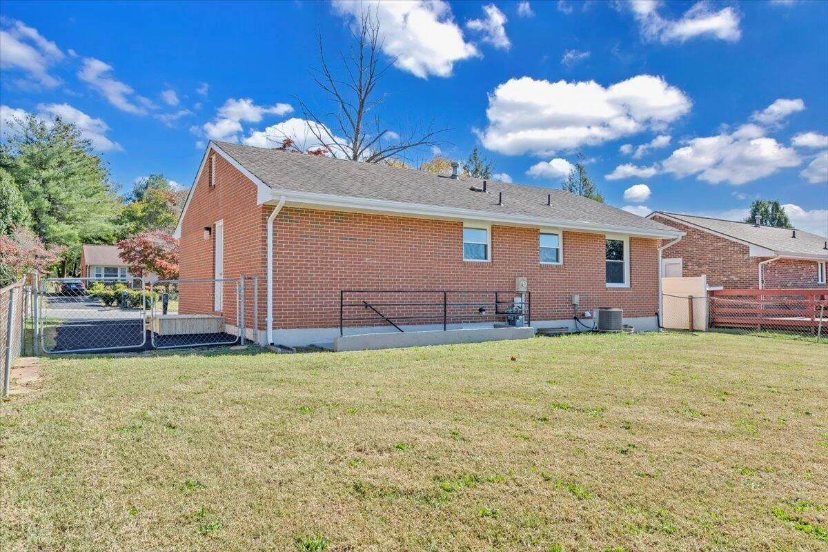 4720 Pennsylvania AVE - Photo 44