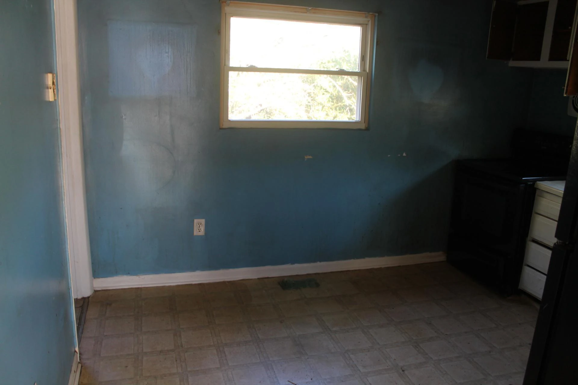 1414 Eastgate AVE - Photo 7