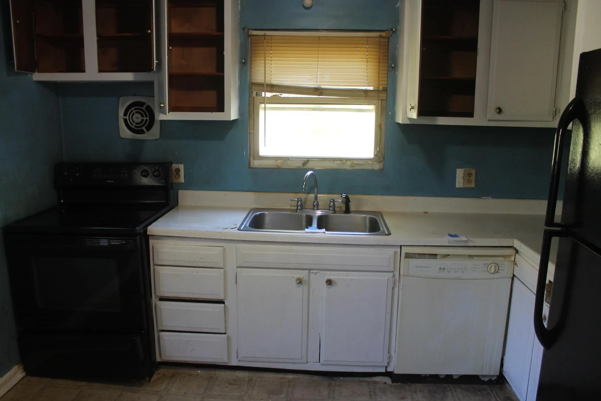 1414 Eastgate AVE - Photo 8