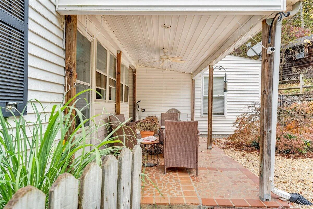1486 Craig Robertson RD - Photo 22