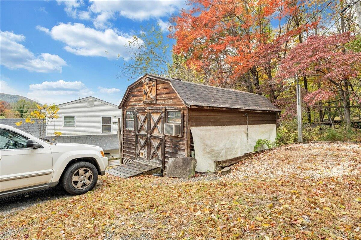 1486 Craig Robertson RD - Photo 44