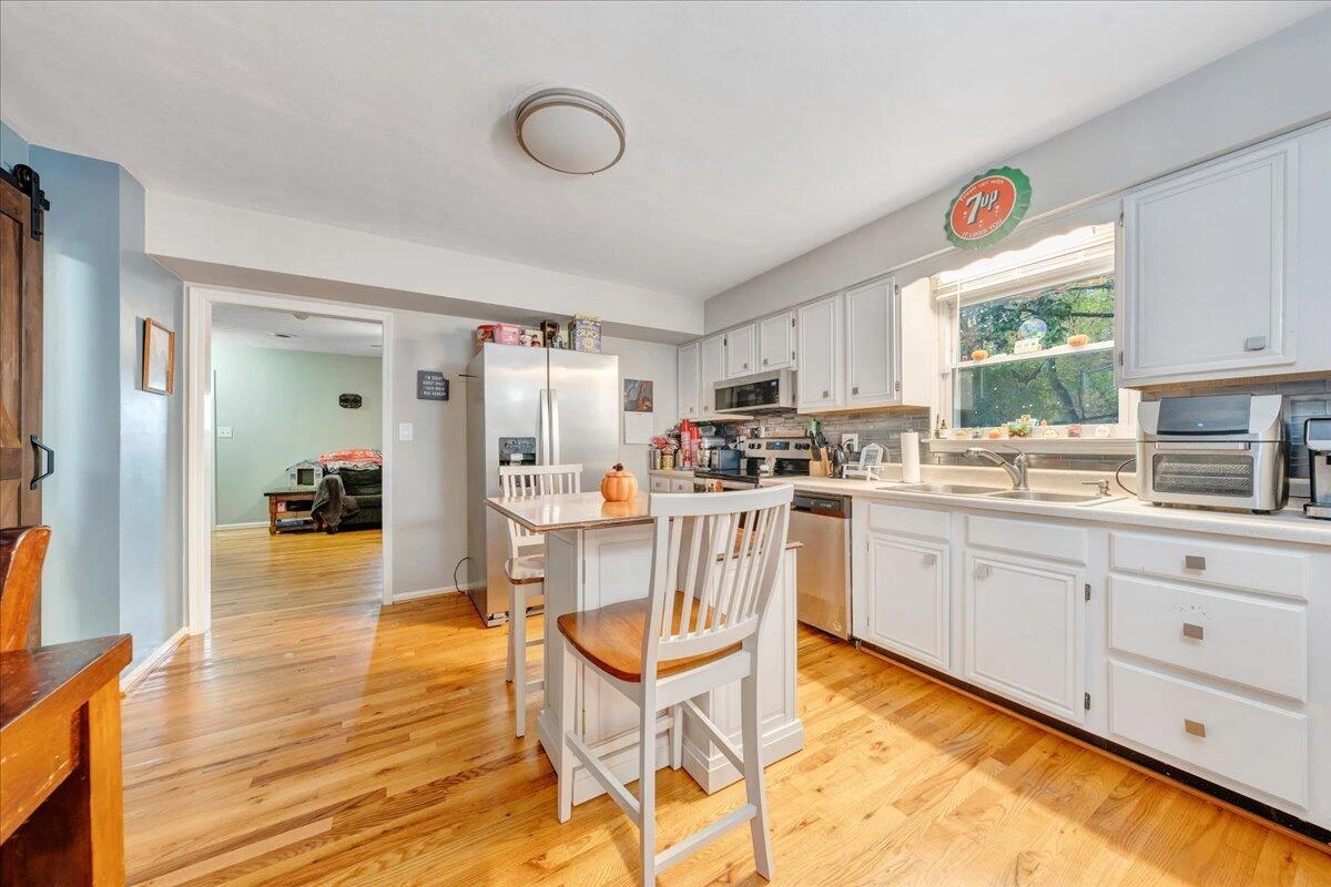 1486 Craig Robertson RD - Photo 10