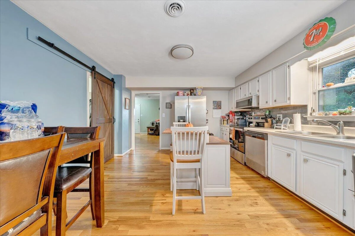 1486 Craig Robertson RD - Photo 11