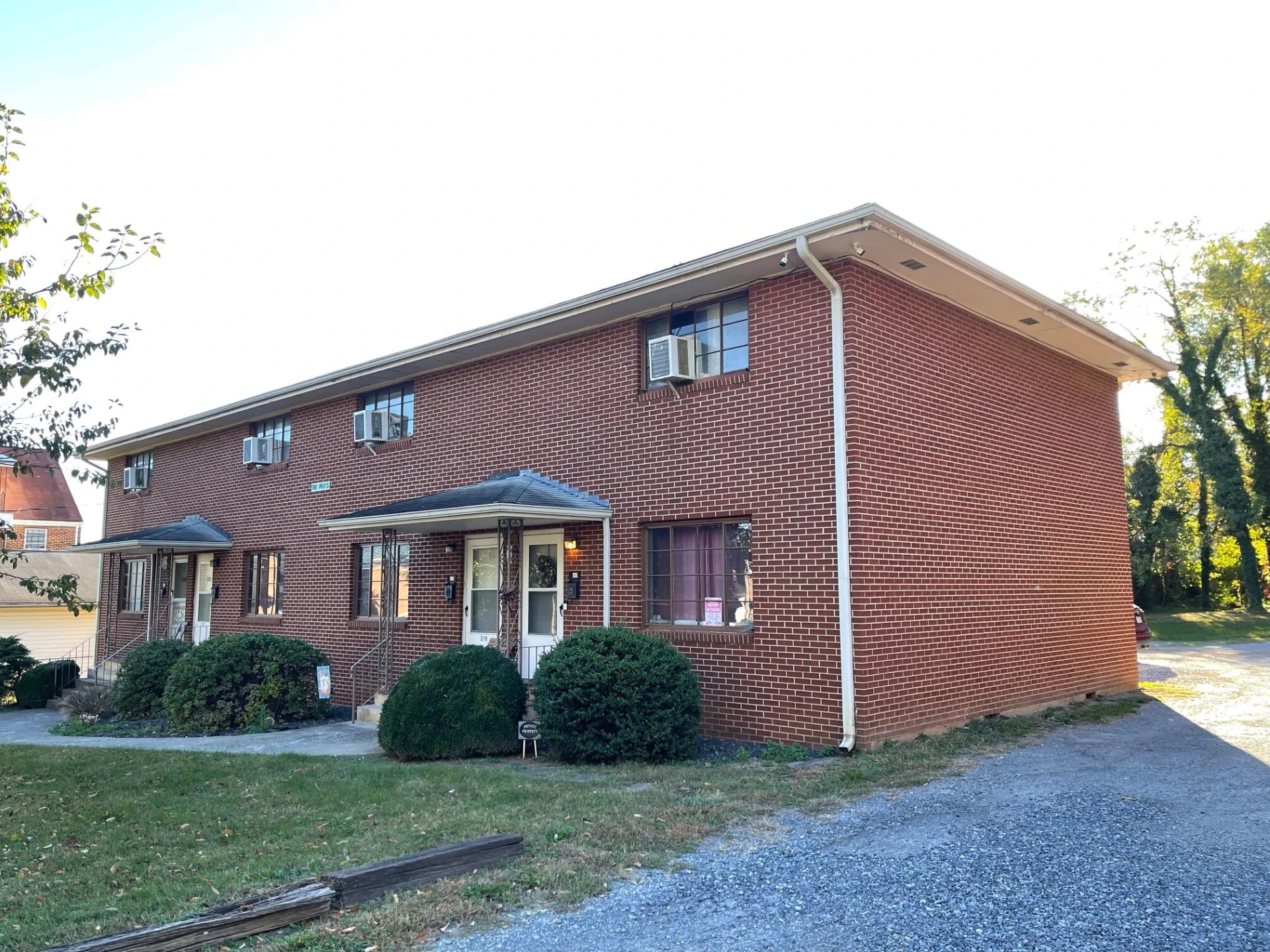 2717 Broad ST - Photo 2