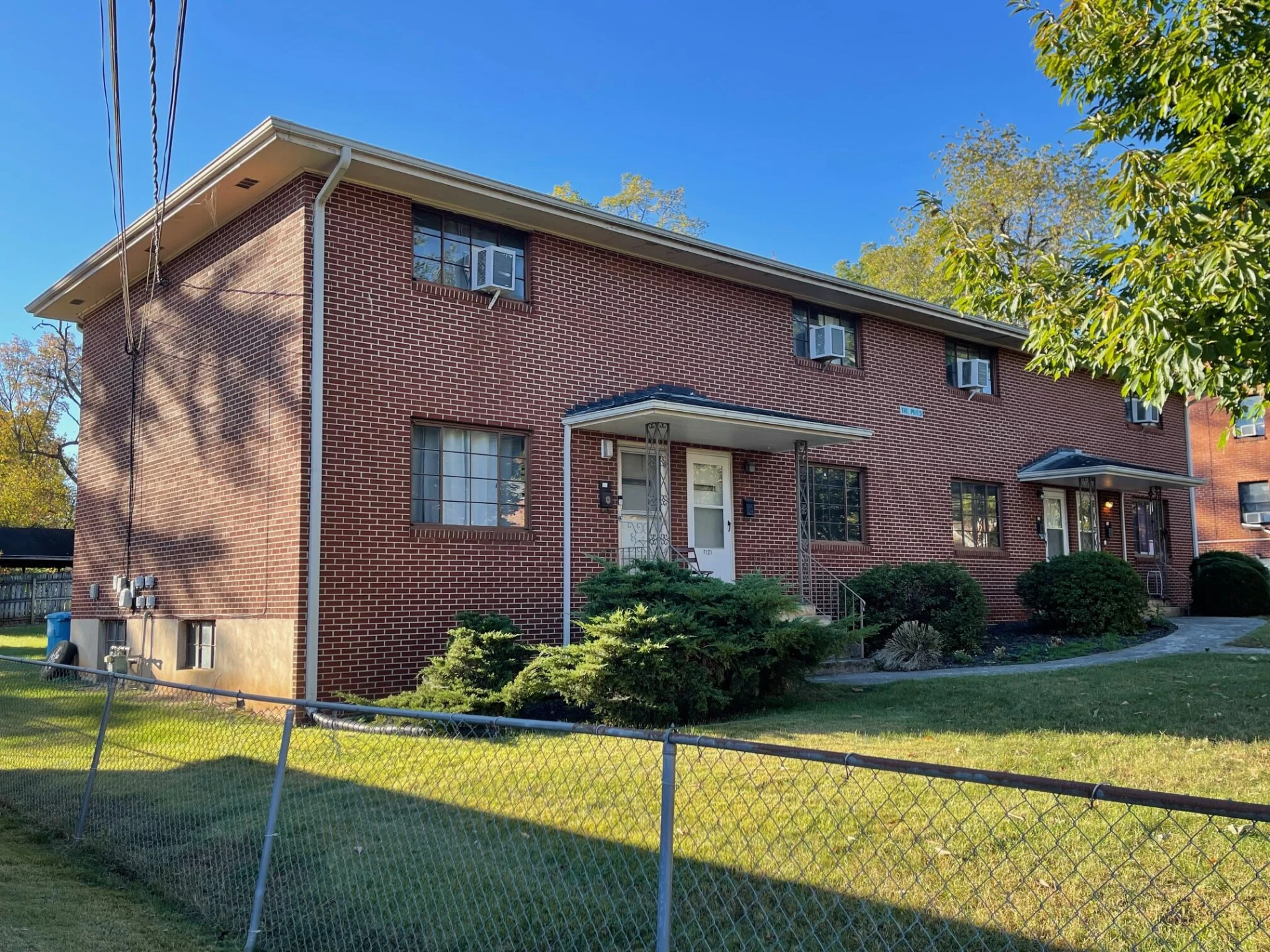 2717 Broad ST - Photo 4