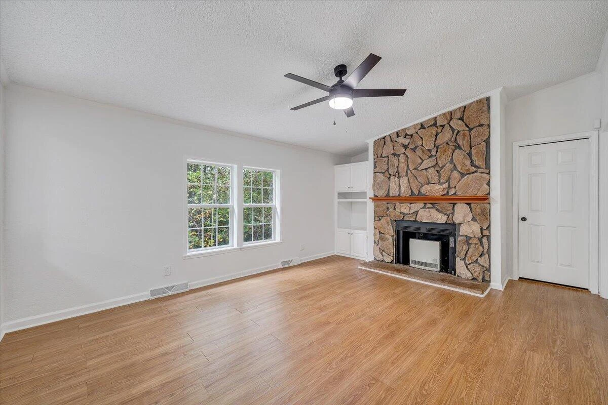 822 Buck Run DR - Photo 20